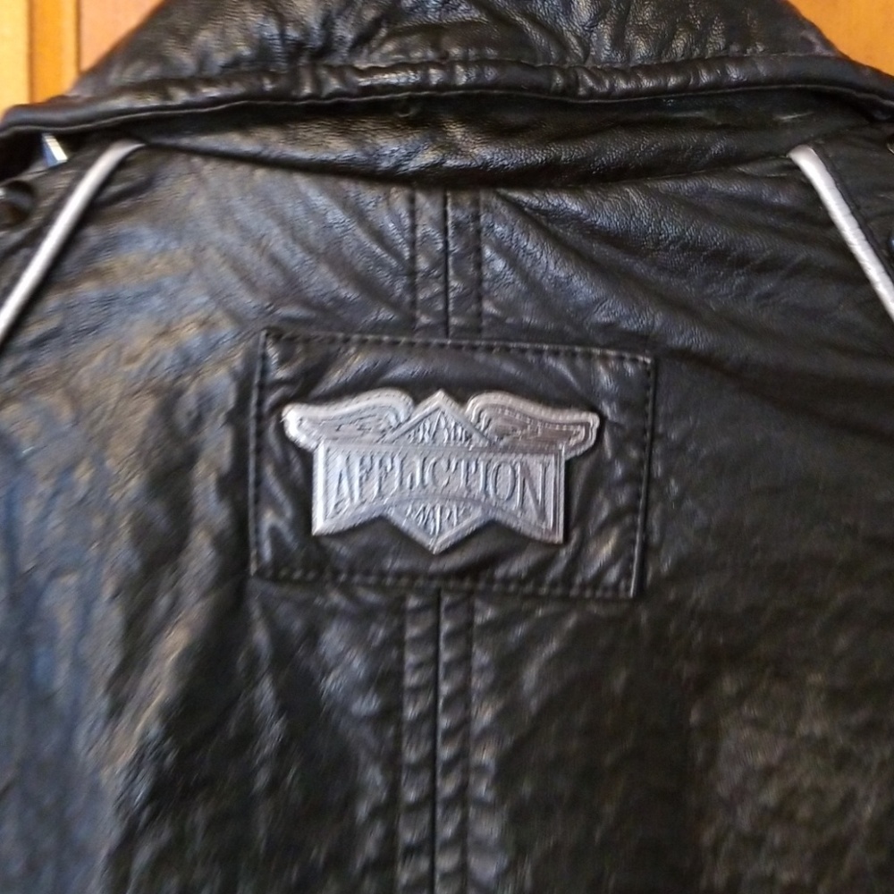 Leather jacket - Picture 4 of 4